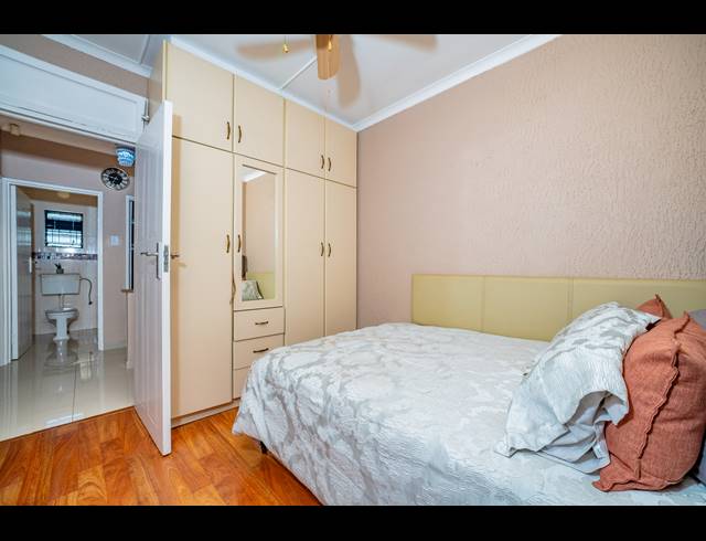 3 BEDROOM FREEHOLD FOR SALE IN HILLARY